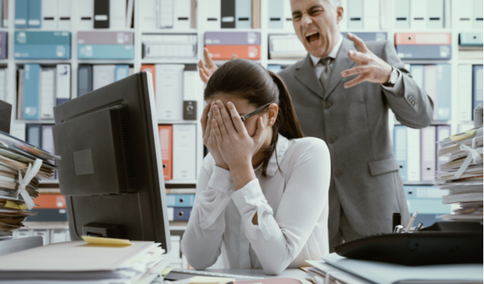 como-denunciar-abusos-en-el-trabajo