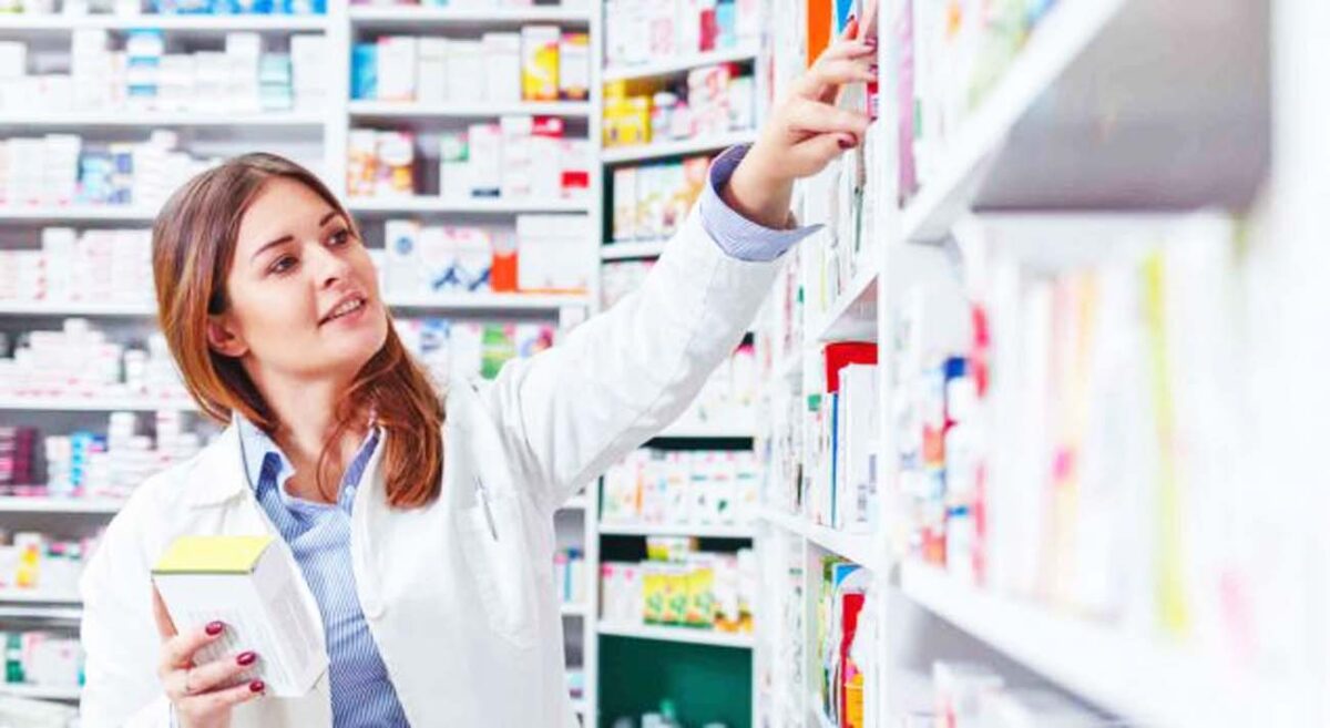 Requisitos de la oferta empleo dependiente parafarmacia en Tias